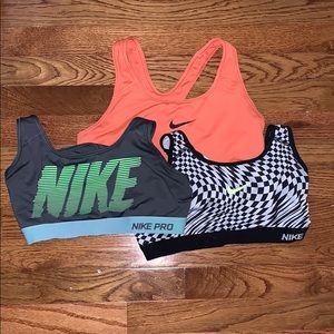 Nike Pro Sports Bras size M